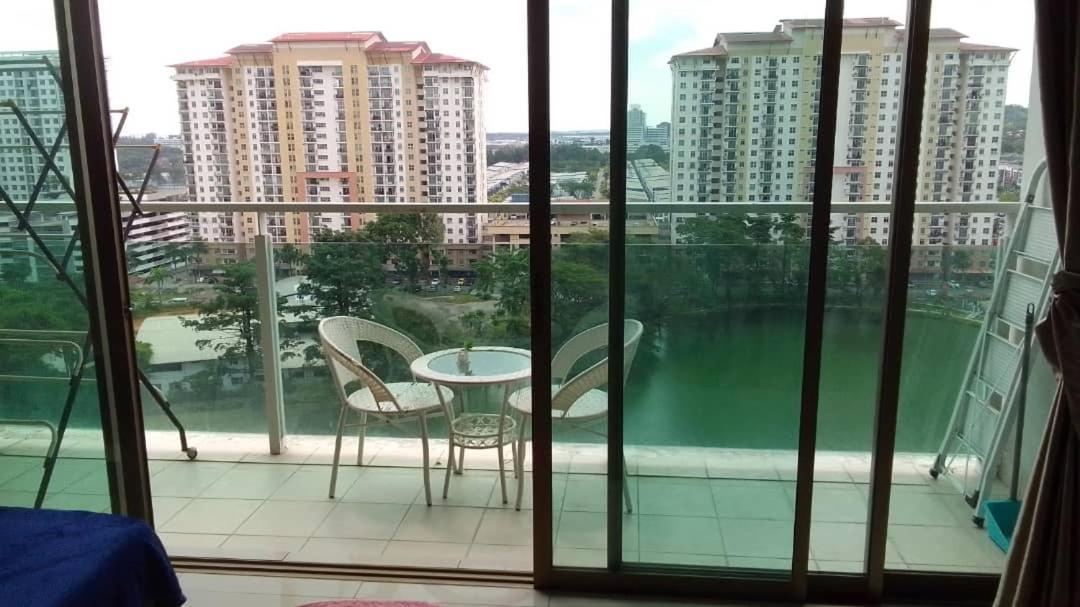 11-Modern Homestay Palazio Lake View Mount Austin Palazio Near Aeon Themepark Toppen Ikea Johor Bahru Eksteriør billede
